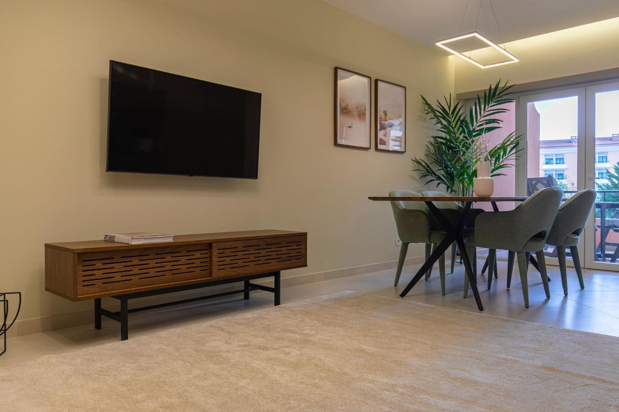 Deluxe 2Bdr Apartment In Carcavelos By Lovelystay Dış mekan fotoğraf