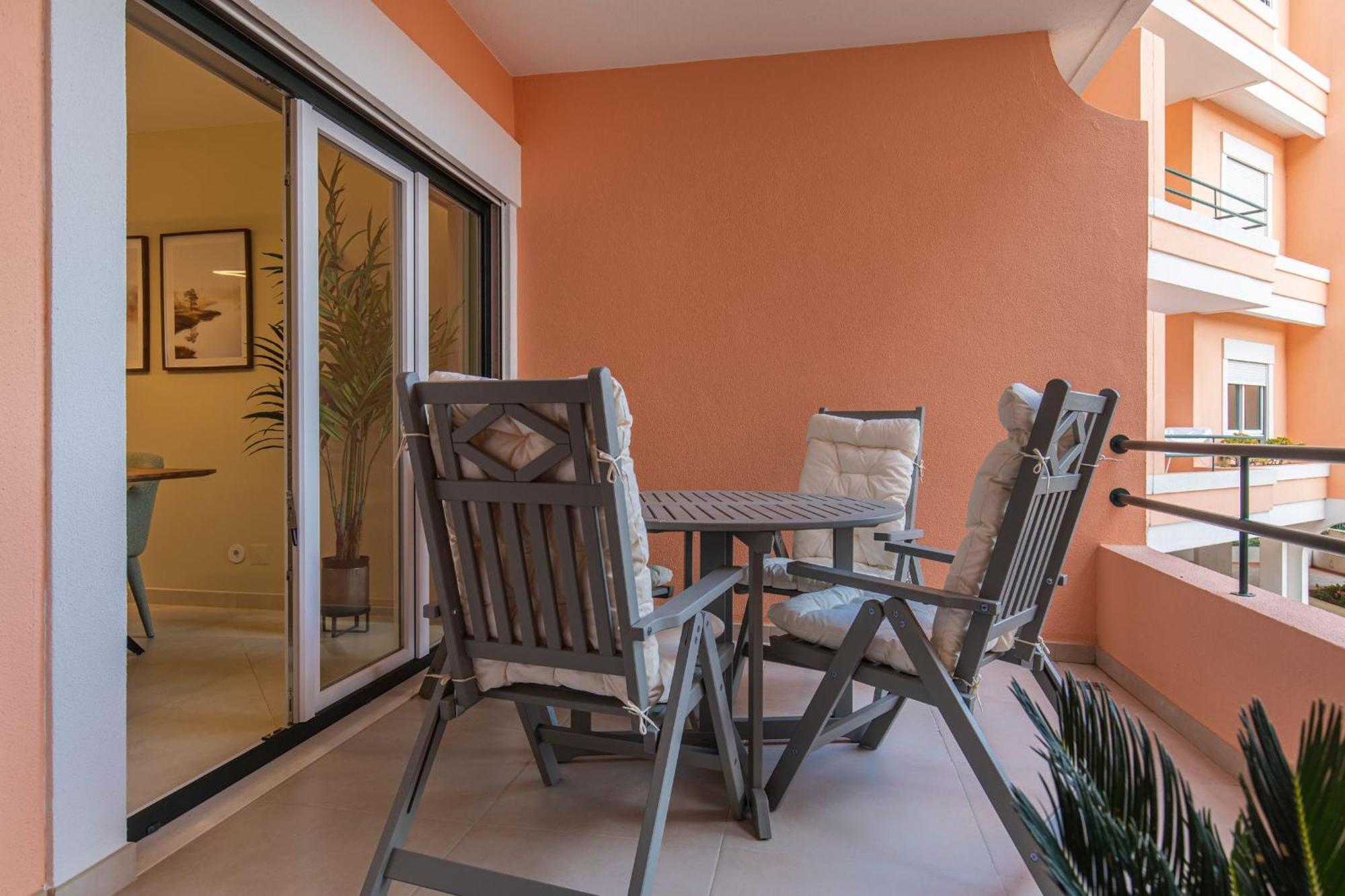 Deluxe 2Bdr Apartment In Carcavelos By Lovelystay Dış mekan fotoğraf